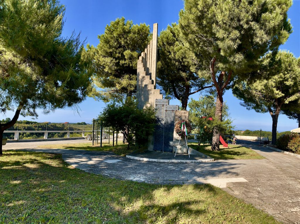 Rocca San Giovanni memorial